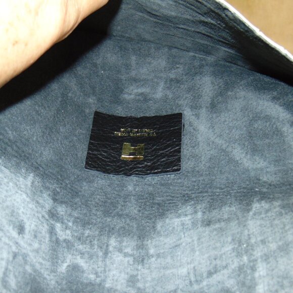 H " To Honor Them " Oversized White Leather Reptilian Croc Flap Envelope Clutch - Picture 10 of 10